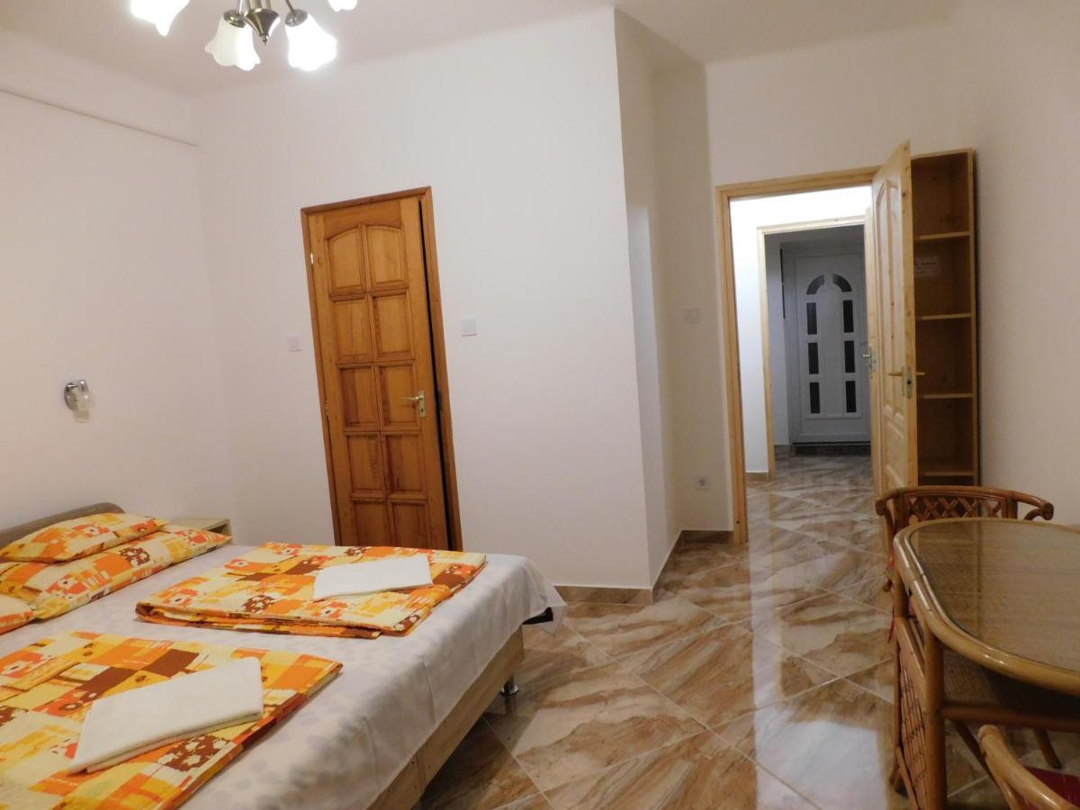 فندق Szamoca Vendeghaz ميسكولك المظهر الخارجي الصورة