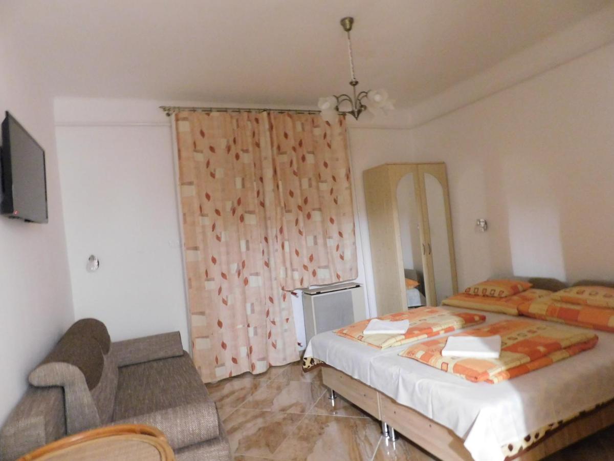 فندق Szamoca Vendeghaz ميسكولك المظهر الخارجي الصورة
